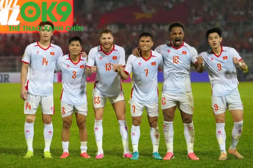 ĐT Việt Nam hướng đến mục tiêu lần đầu tiên bảo vệ chức vô địch AFF Cup ĐT Việt Nam hướng đến mục tiêu lần đầu tiên bảo vệ chức vô địch AFF Cup